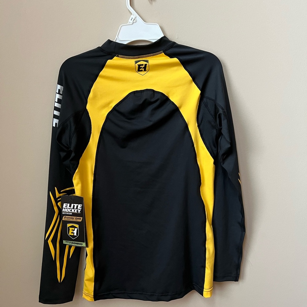 NWT- Elite Hockey Long Sleeve Compression Gel Shirt!